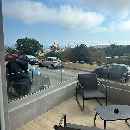 Ridge View Mansions 1 * المليحة
